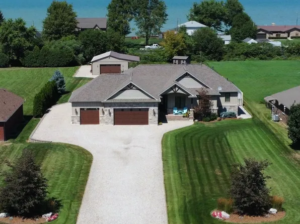 663 County Road 2 Rd, Lakeshore, ON N8L 1K3