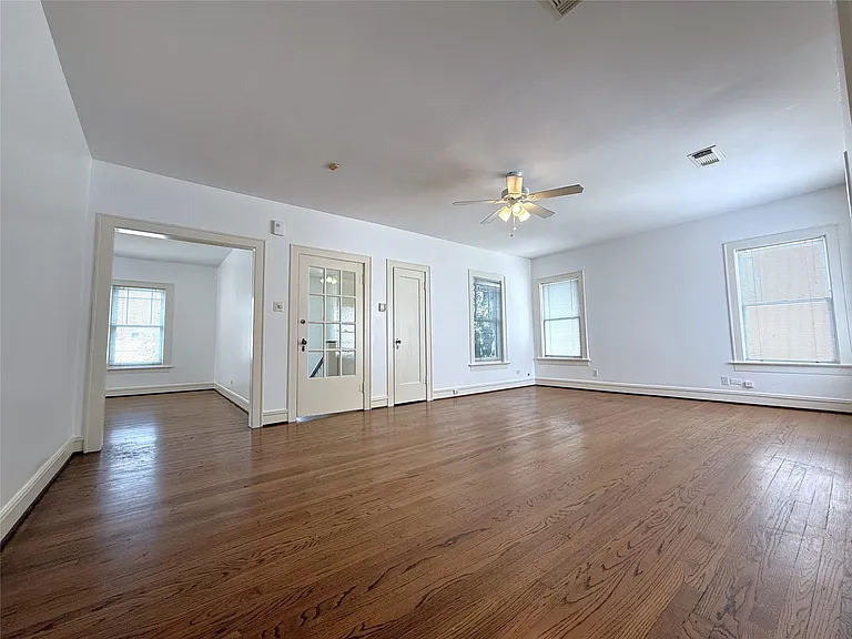 2311 Wroxton Rd — Photo 7
