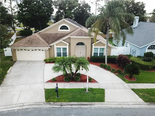 18525 Kingbird Dr, Lutz, FL 33548