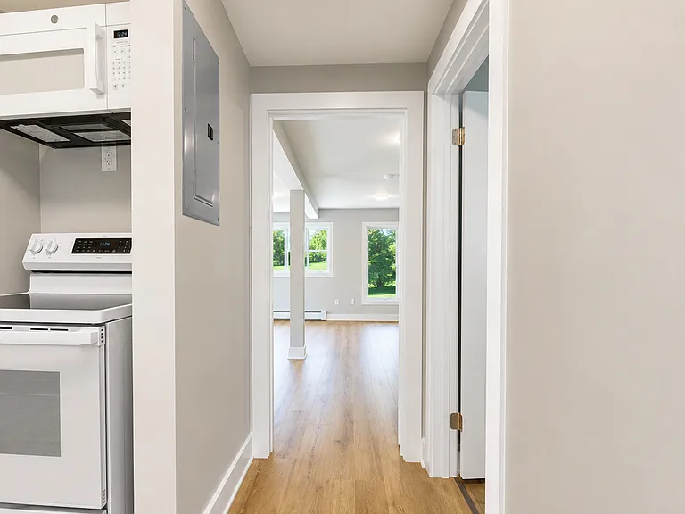 832 Washington St — Photo 15