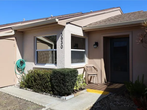 3930 Sailmaker Ln, Holiday, FL 34691