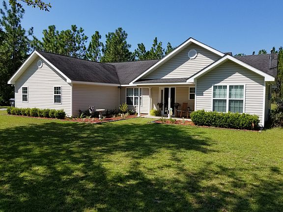 2nd image of 962 Heritage Cir