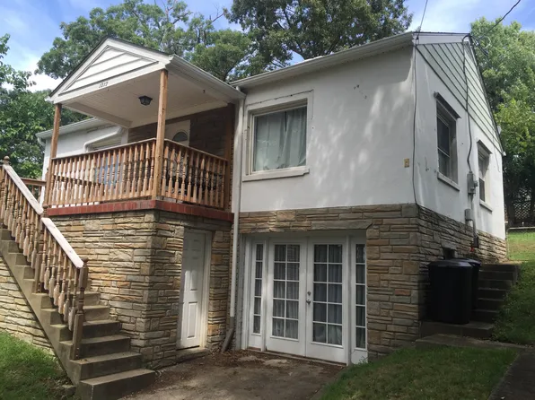 1217 Woodland Dr, Charleston, WV 25302