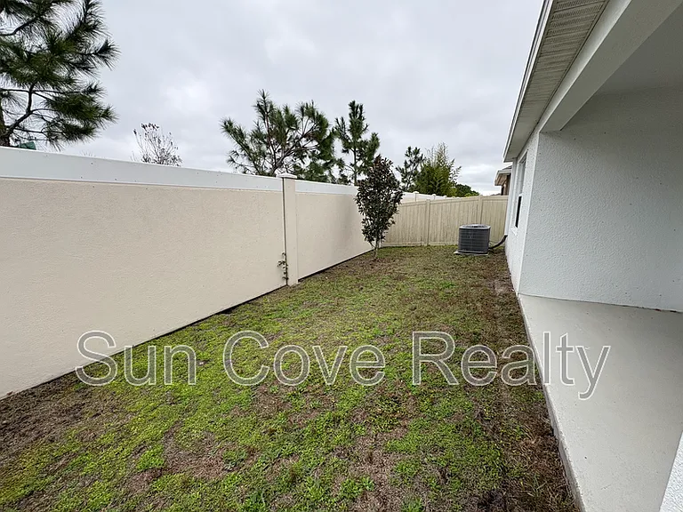 3180 Suncoast Plains Dr — Photo 18