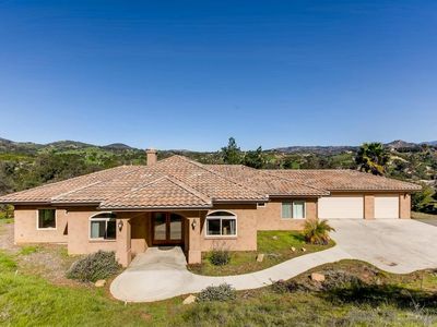 3841 Reche Rd, Fallbrook, CA, 92028