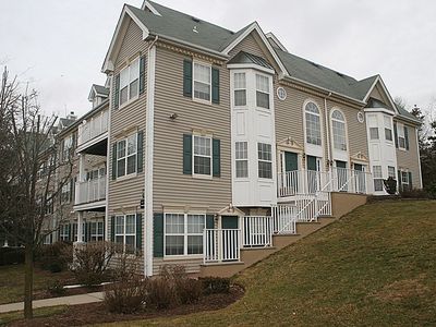 1113 Magnolia Ln, Branchburg, NJ, 08876
