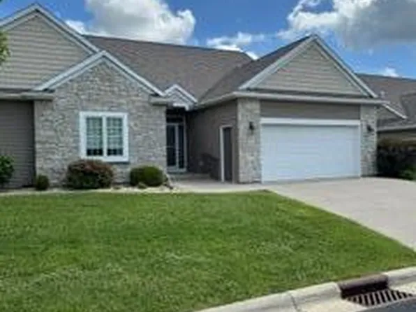 2938 Ivory Rd NE, Rochester, MN 55906