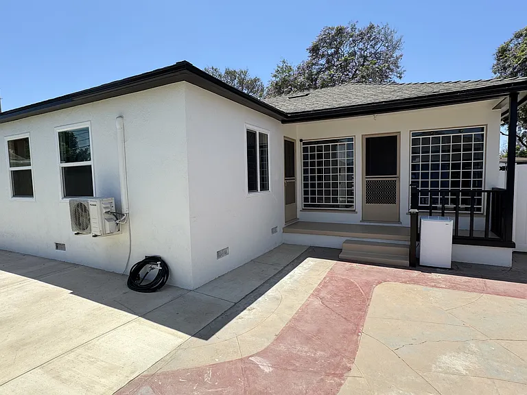 15216 Cimarron Ave — Photo 18