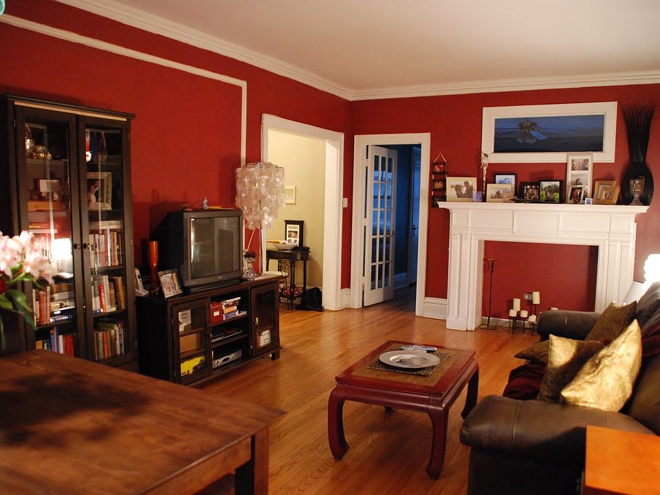 Living room (old paint colors)
