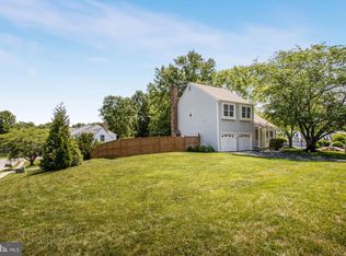 9012 Banyon Ridge Rd, Fairfax Station, VA 22039