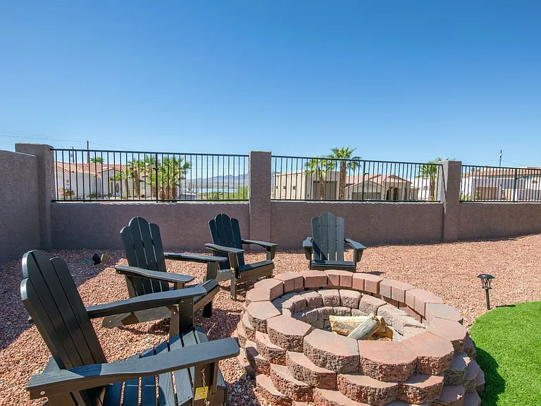 1800 Burgundy Dr — Photo 57