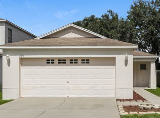 429 Maple Pointe Dr, Seffner, FL 33584