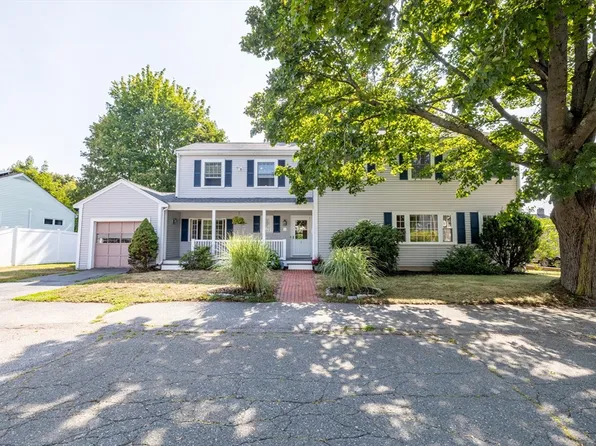 7 Roy Ave, Beverly, MA 01915