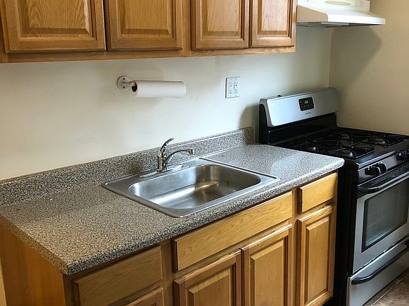 5th image of 24-60 27th St #3A