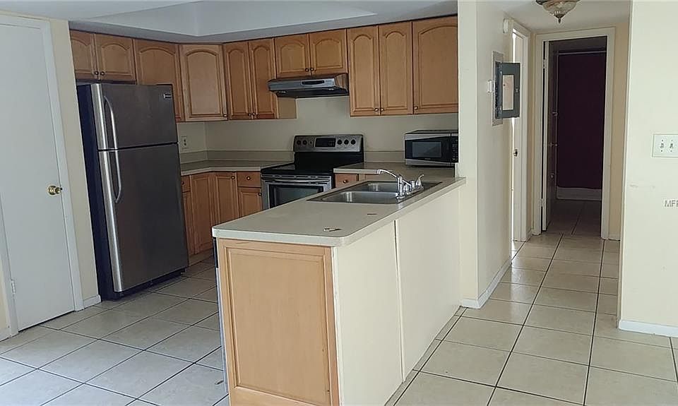 1st image of 213 McKay Dr #I-j