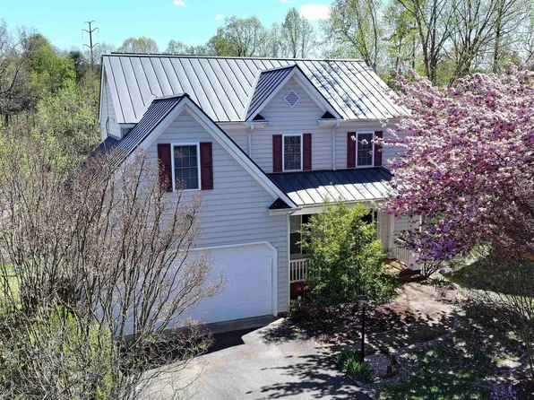 950 Canvas Back Dr, Charlottesville, VA 22903
