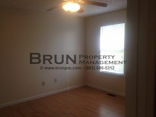 4th image of 3624 Starview Way