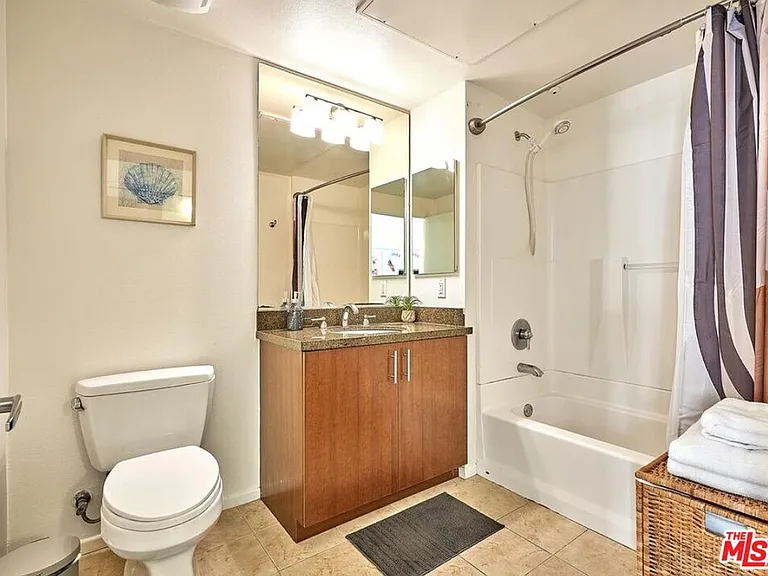 2864 Sunset Pl #206 — Photo 15