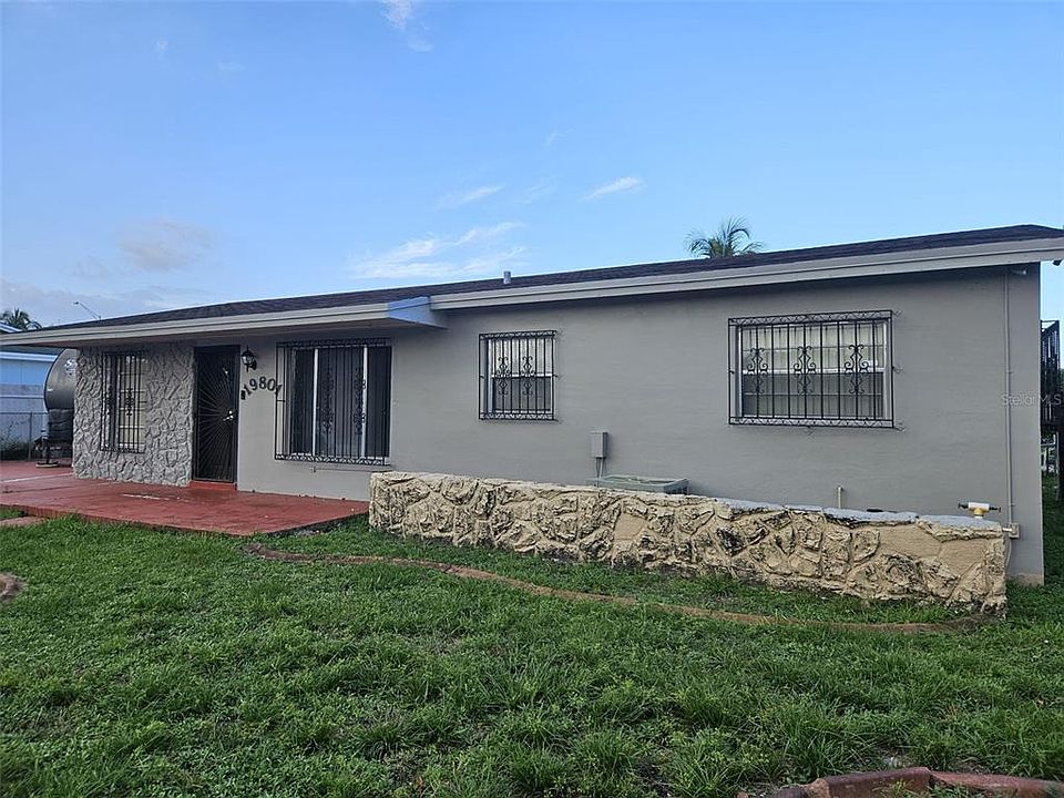 1st image of 19801 NW 44TH PLACE