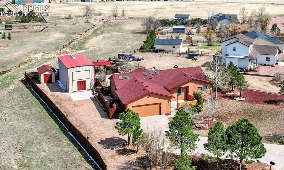 1st image of 9725 Liberty Grove Dr