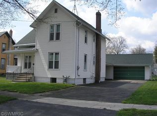 206 N Lincoln Ave, Three Rivers, MI 49093