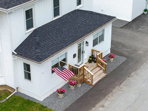 10 Salem Court, Bangor, ME 04401