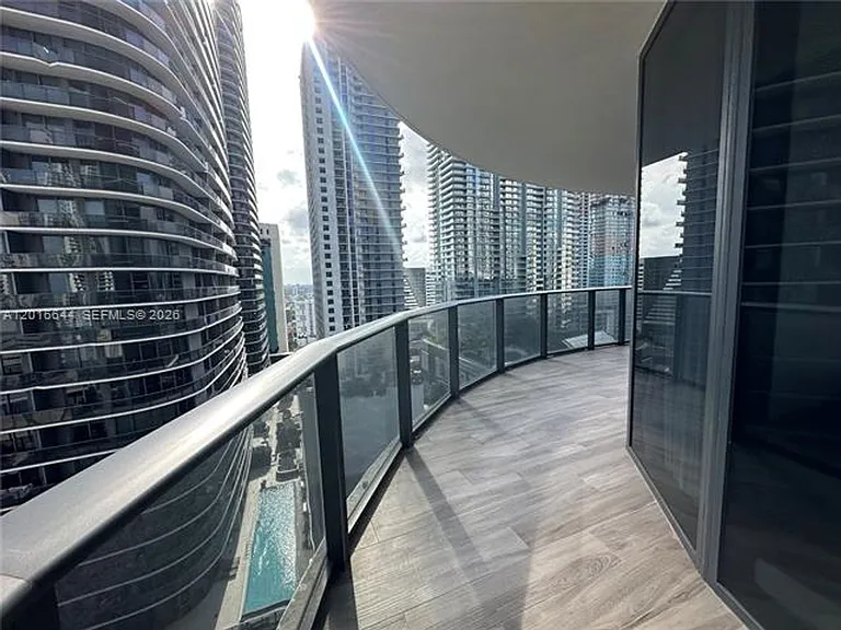 801 S Miami Ave #2001 — Photo 4