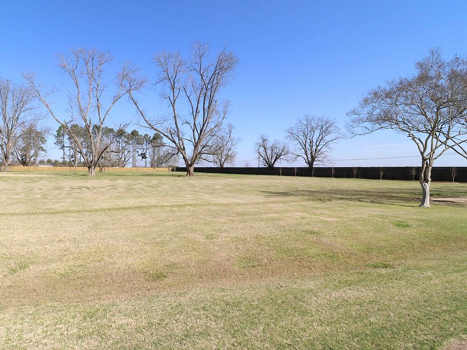1st image of 220 Orchard Run