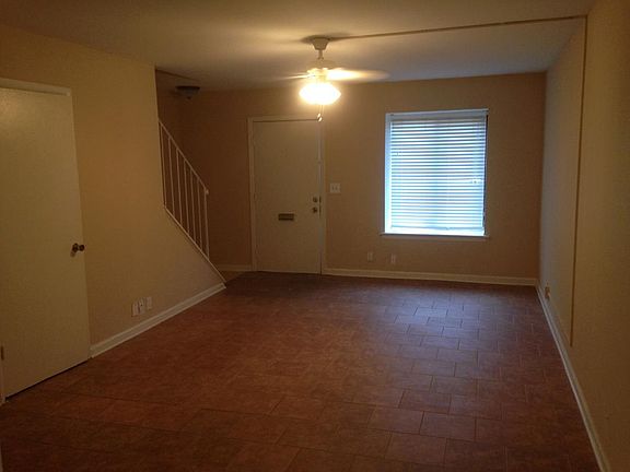 4th image of 6598 Poplar Woods Cir S APT 1