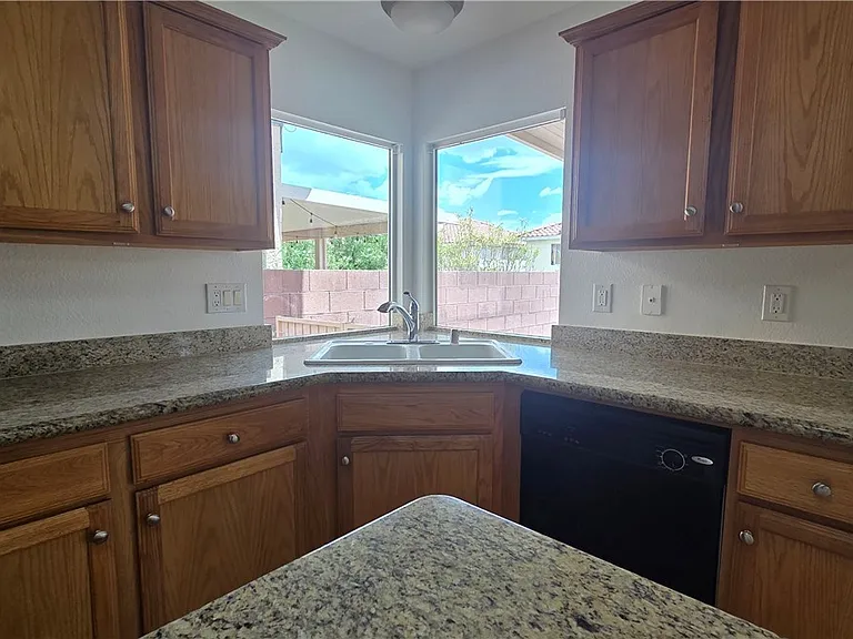 7642 Good Fortune Ct — Photo 11