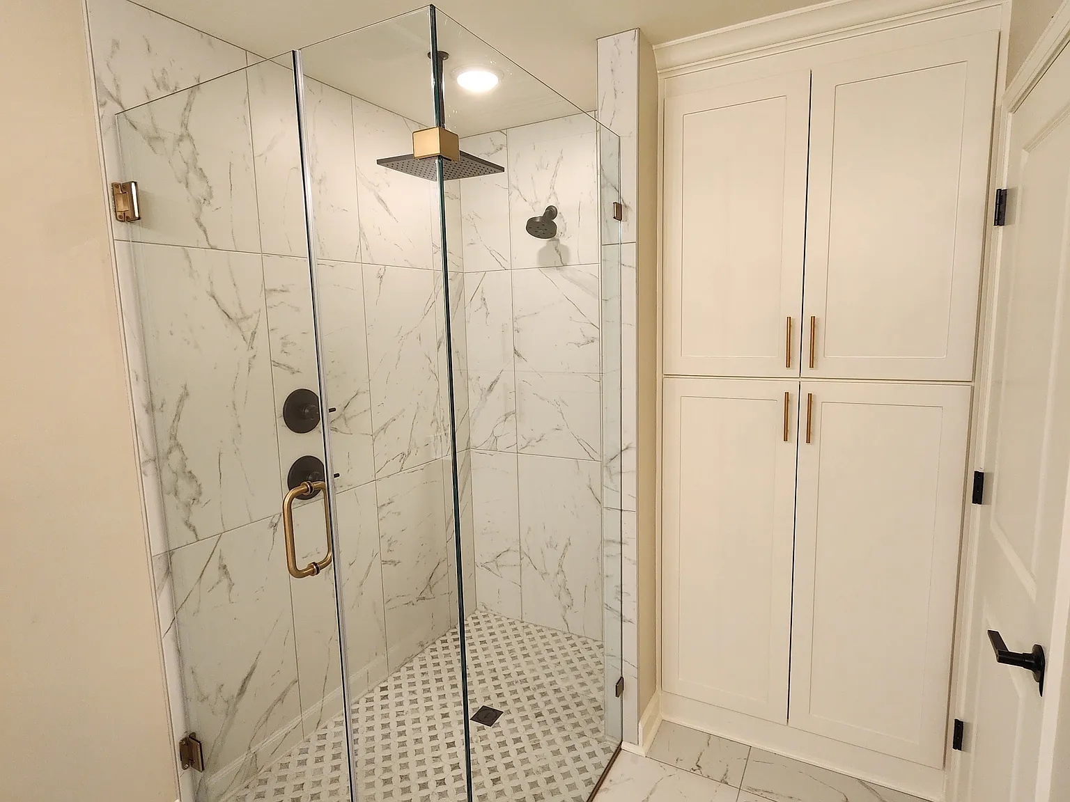 4 bed, 1907 sqft, $2,200 — Photo 4