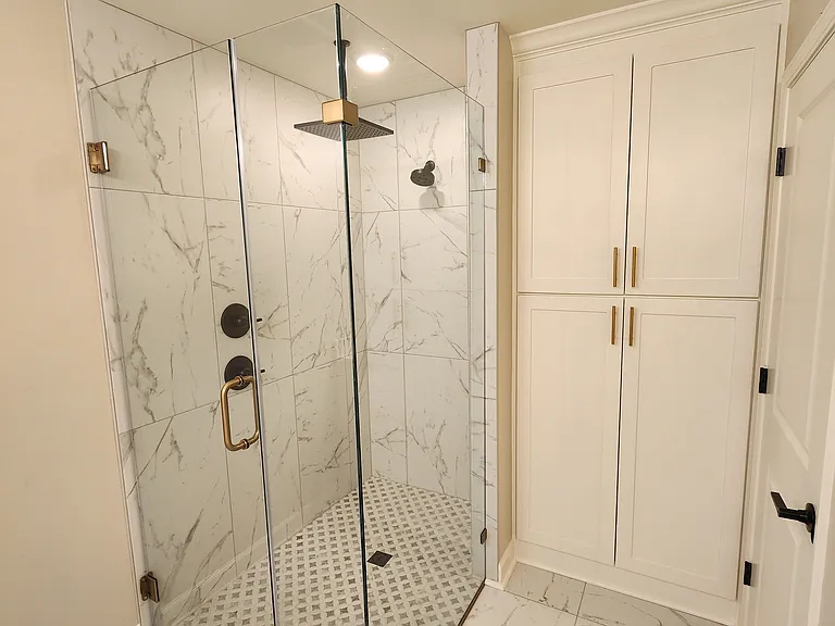 148 Kelton Dr — Photo 4