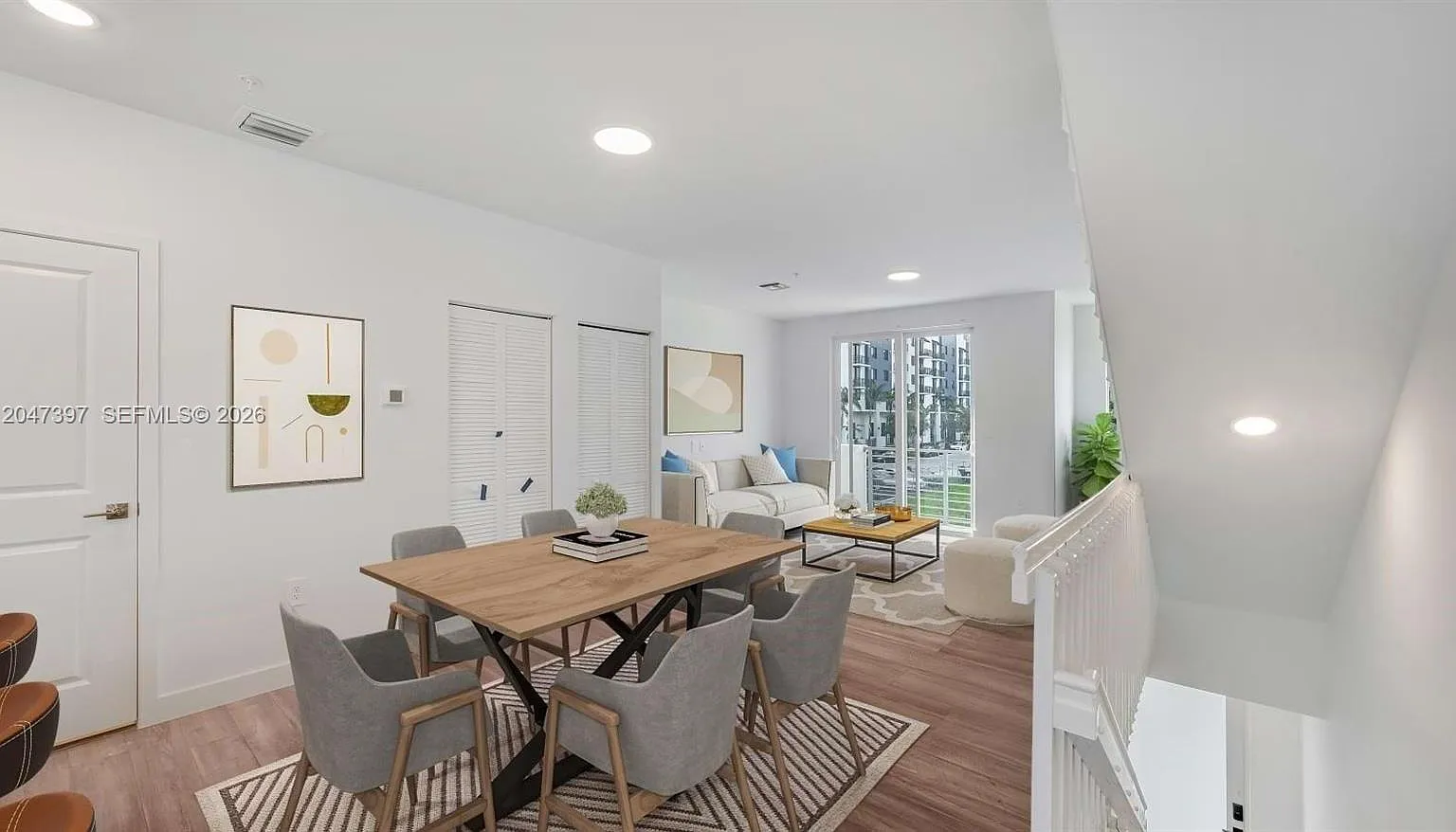 4 bed, 3.5 bath, 2091 sqft, $4,500 — Photo 4