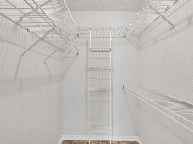 Seasons Apartments — Photo 47