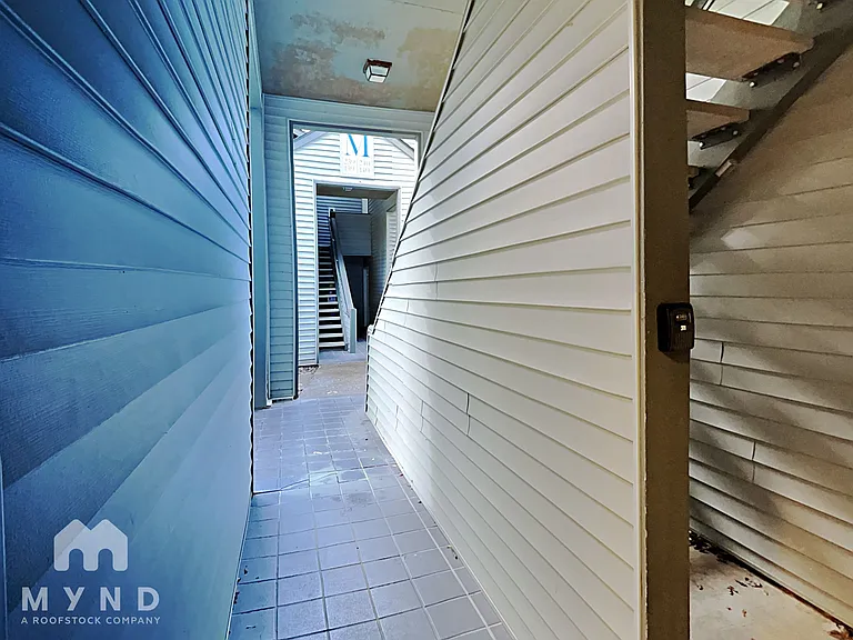 9805 Avondale Rd NE #L138 — Photo 15