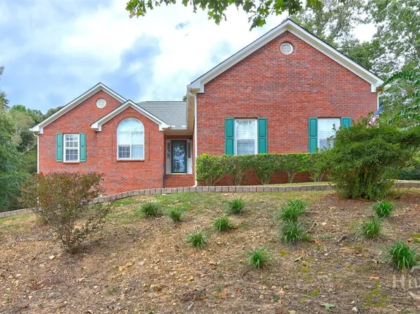 2275 McKayla Court, Oxford, GA 30054