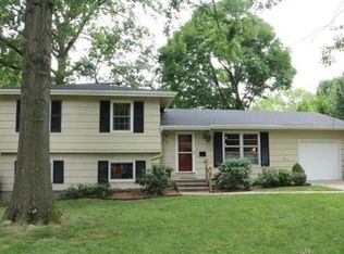 7234 Lowell Dr, Overland Park, KS 66204