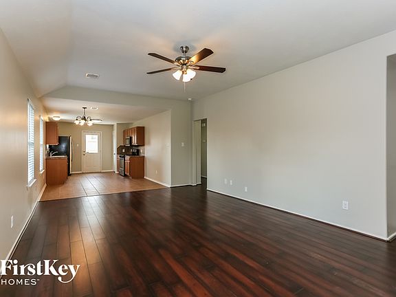 4th image of 4434 Amaryllis Ave