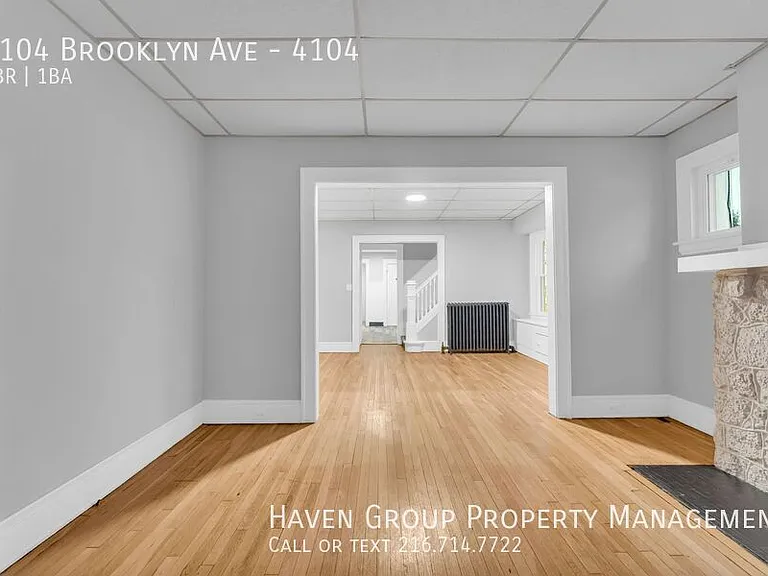 4104 Brooklyn Ave #4104 — Photo 6