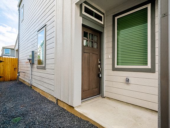 4th image of 14819 Slow River Ave