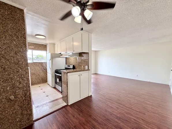 (undisclosed Address), North Hollywood, CA 91605