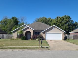 1353 Homestead Ln, West Fork, AR 72774