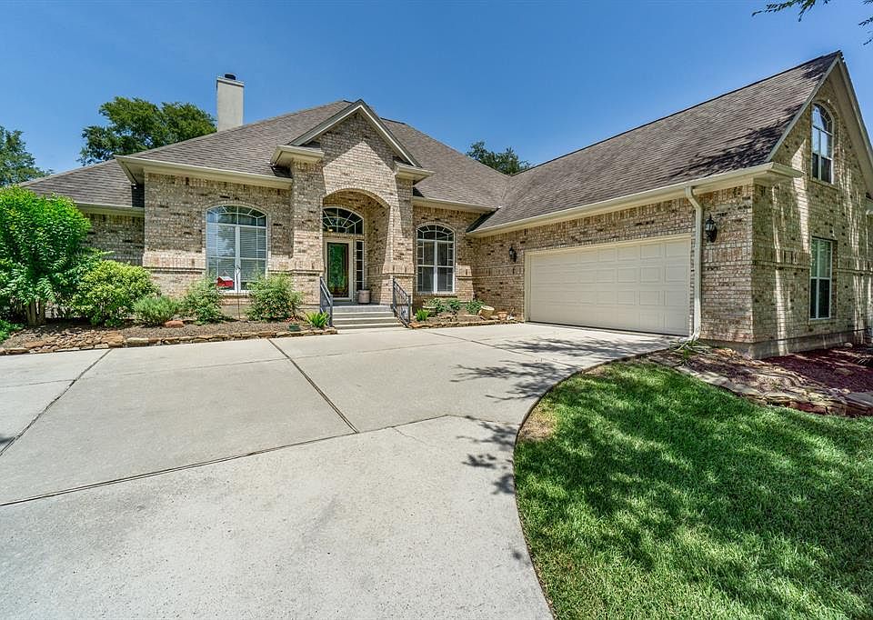 1st image of 51 Brookgreen Cir N