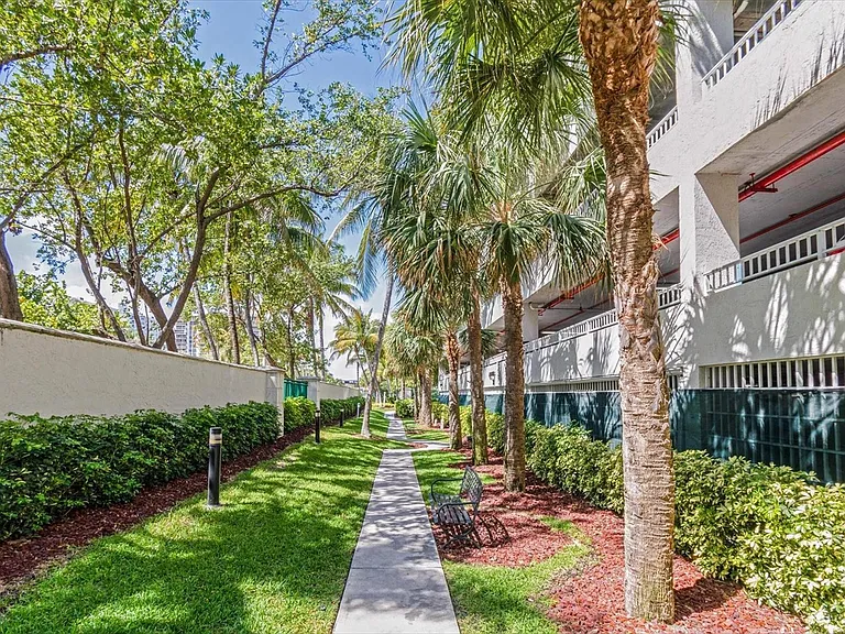 3100 N Ocean Dr #406 — Photo 41