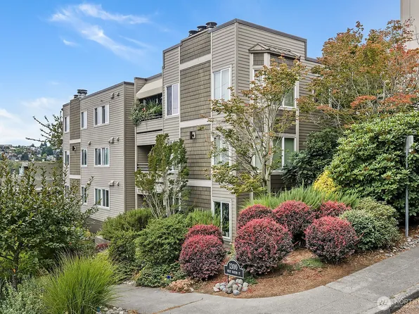 1300 W Boston Street #24, Seattle, WA 98119