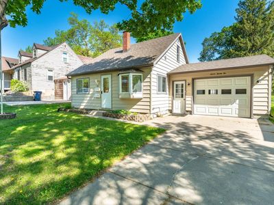 722 Spruce St, Fergus Falls, MN, 56537