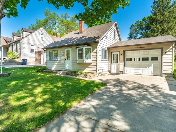 722 Spruce St, Fergus Falls, MN 56537