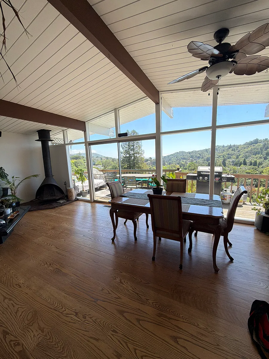 Building Photo - 21 Millbrae Ave #A