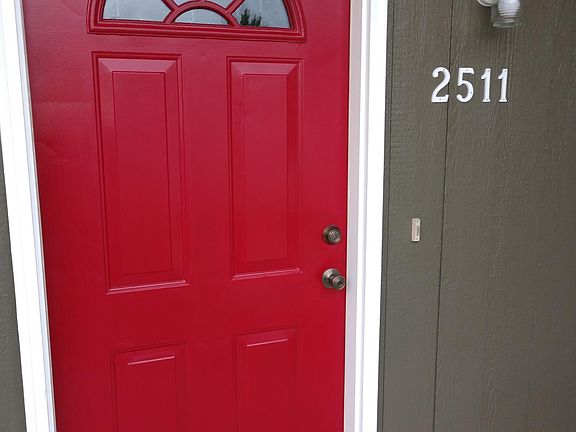 2nd image of 2511 Bent Oak Ct