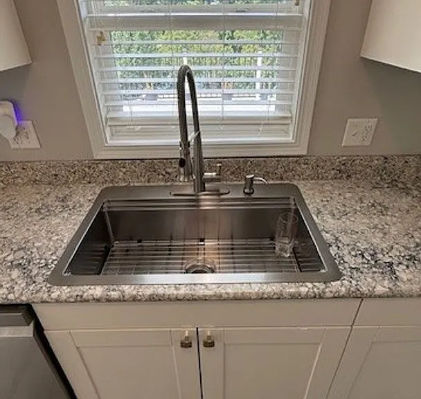 8442 Haeg Dr — Photo 6